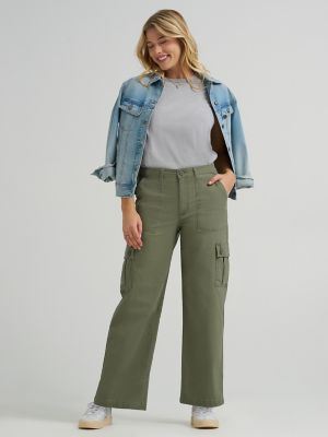 Women's Loose Straight Cargo Pant in Mercantile Green alternative view 6