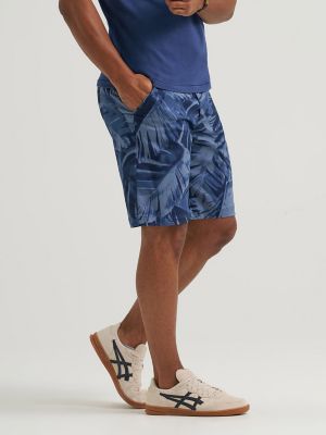 Mens Extreme Motion Short:Lake Blue Leaf:34 alternative view 3