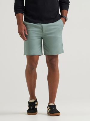 Men's Extreme Motion 7" Flat Front Short in Desert Sage alternative view