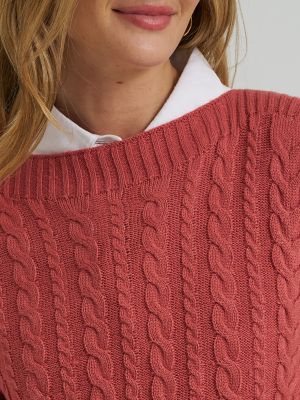 Women's Curved Hem Cable Knit Sweater in Cosme Pink