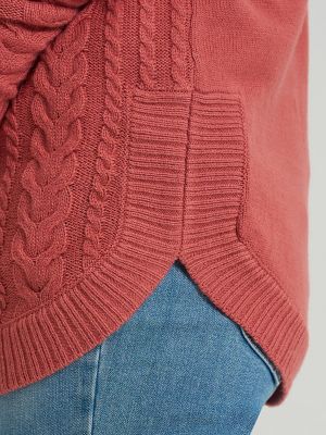 Women's Curved Hem Cable Knit Sweater in Cosme Pink