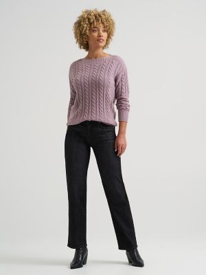 Women's Curved Hem Cable Knit Sweater in Soft Violet