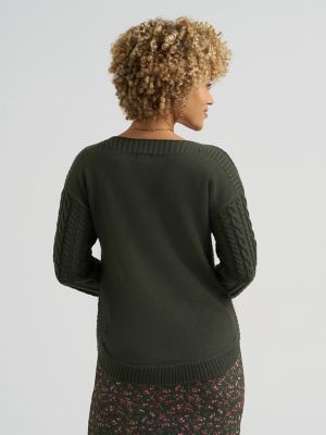 Women's Curved Hem Cable Knit Sweater in Olive Grey alternative view