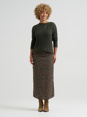 Women's Curved Hem Cable Knit Sweater in Olive Grey alternative view 3
