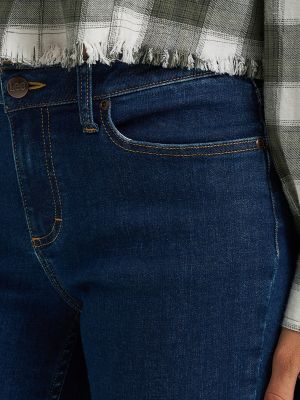 Women's Plaid Flannel Crop Shirt with Raw Hem in Olive Stone alternative view 3