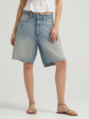 Women's Low Rise Button-Fly Darted Slouch Denim Bermuda in Warm Ocean