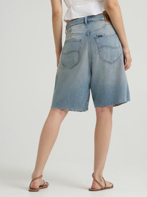 Women's Low Rise Button-Fly Darted Slouch Denim Bermuda in Warm Ocean