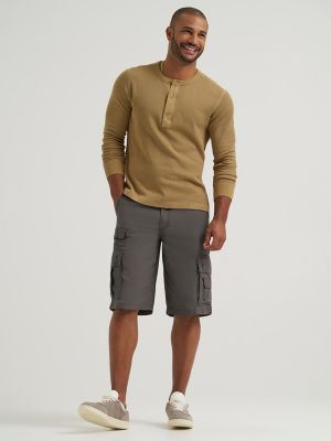 Men's Legendary Loose Nomad Cargo Short in Static Gray