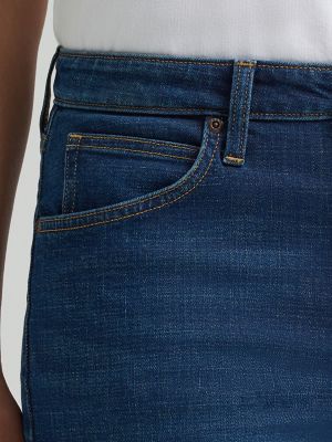 Women's Legendary Relaxed Denim Bermuda in Night Rain alternative view 5