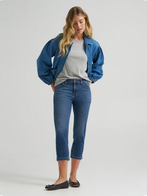 Womens Legendary Straight Denim Capri:Clear Nights:10:M main view