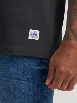 Men's Relaxed Fit Heavyweight Pocket Tee in Washed Black alternative view 3