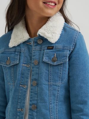 Girl's Sherpa Collar Denim Trucker Jacket in Medium Vintage alternative view 2