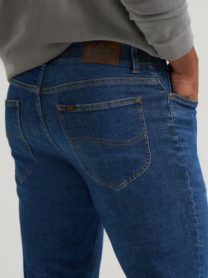 Men's Extreme Motion Regular Straight Jean with Cool Temp Technology in Stronghold alternative view 4