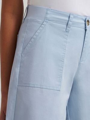 Women's Ultra Lux Comfort with Flex-To-Go Relaxed Fit Utility Bermuda in Shy Blue alternative view 5