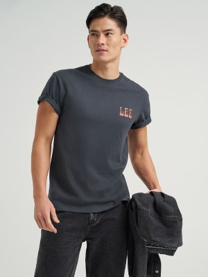 Men's Relaxed Fit Vinyl Shop Graphic Tee in Washed Black alternative view 3