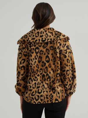 Women's Printed Sherpa Pullover in Leopard alternative view