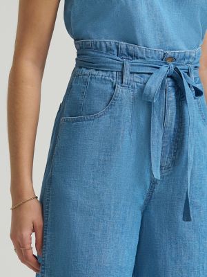 Women's High Rise Pleated Linen Bermuda