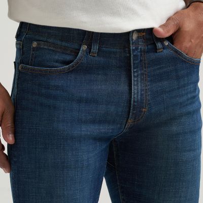 Men's Extreme Motion MVP Athletic Tapered Leg Jean in Andover