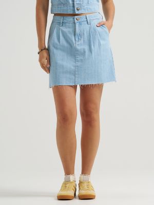 Women's Pleated Denim Skirt in Denim Kisses alternative view