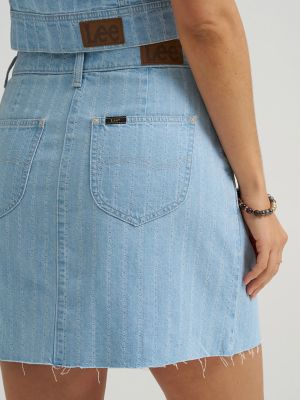 Women's Pleated Denim Skirt in Denim Kisses alternative view 4