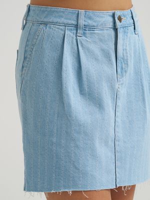 Women's Pleated Denim Skirt in Denim Kisses alternative view 5