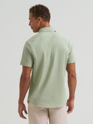 Men's One Pocket Slub Chambray Button Down Shirt
