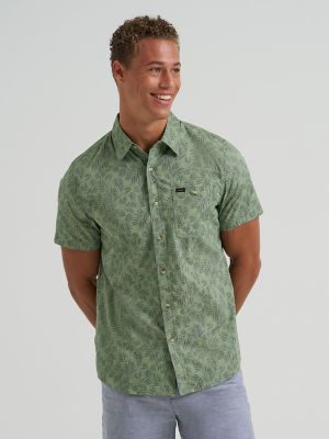 Men's Leaves Print One Pocket Button Down Shirt