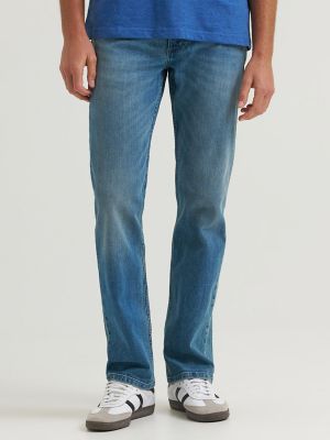 Men's Legendary Regular Straight Jean in Breezy