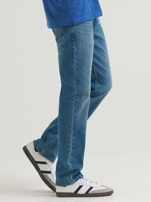 Men's Legendary Regular Straight Jean in Breezy