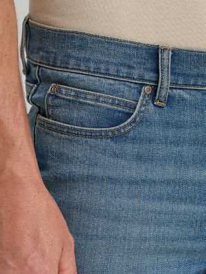Men's Legendary Relaxed Straight Jean with Soft Age&trade;