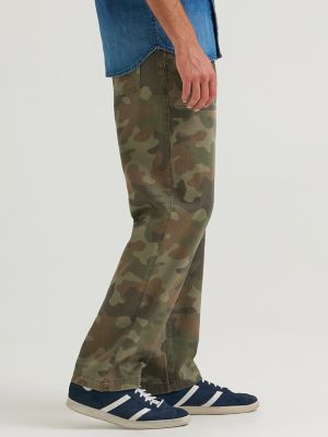 Men's Legendary Relaxed Utility Pant in Woodland Camo