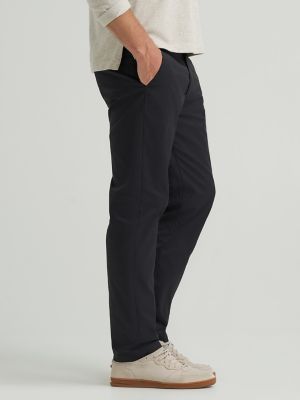 Men's Extreme Motion Regular Taper Chino Pant in Black