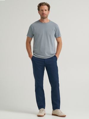 Men's Extreme Motion Regular Taper Chino Pant