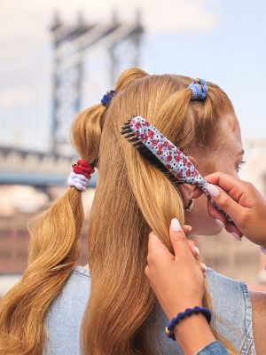 Women's Goody x Lee Boar Smoothing Hairbrush, 1ct | Goody x Lee | Lee®