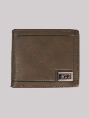 Men's Metal Logo Tumbled Passcase Wallet
