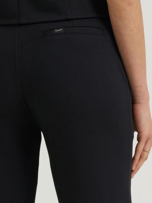 Women's Pull On Bootcut Pant in Black