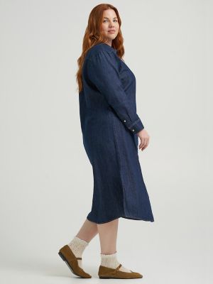 Wome's Heritage Patch Pocket Midi Dress (Plus) in Rinse