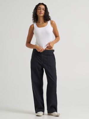 Women's High Rise Loose Utility Pant in Washed Black