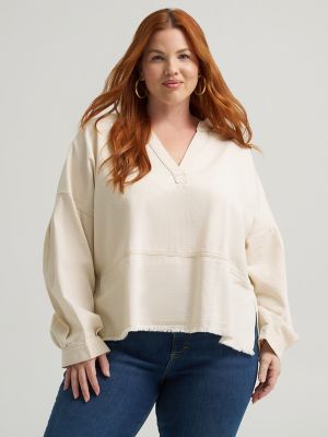 Women's Heritage Loose Popover V-Neck Top (Plus) in Ecru