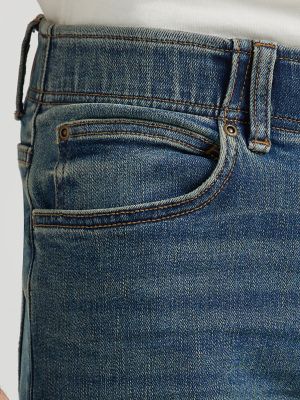 Men's Extreme Motion Straight Fit Tapered Leg Jean | Lee®