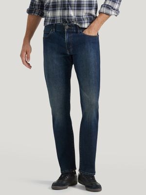 Men&rsquo;s Extreme Motion Straight Fit Tapered Leg Jeans in Jaxson