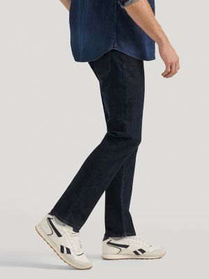 Men&rsquo;s Extreme Motion Athletic Tapered Leg Jeans in Zander