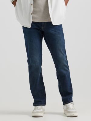 Men&rsquo;s Extreme Motion Athletic Tapered Leg Jeans in Blue Strike