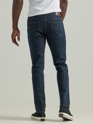 Men’s Extreme Motion Slim Straight Leg Jeans in Zander