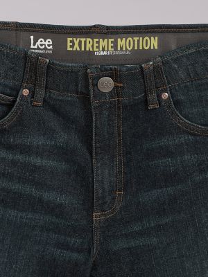 Men's Extreme Motion Regular Fit Straight Leg Jean