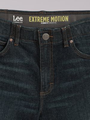 Men&rsquo;s Extreme Motion Regular Fit Straight Leg Jean in Night Owl
