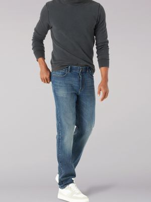 Men's Extreme Motion 4-Way Stretch Slim Straight Jean in Wallace