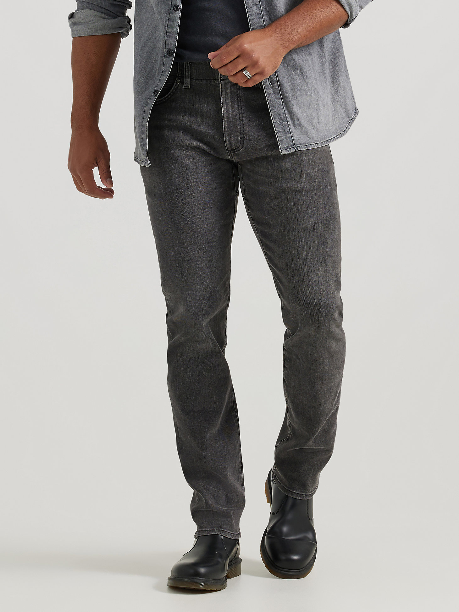 Men's Extreme Motion MVP Slim Fit Tapered Jean in Forge main view