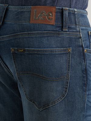 Men&rsquo;s Extreme Motion MVP Straight Fit Tapered Jean in Nash alternative view 4