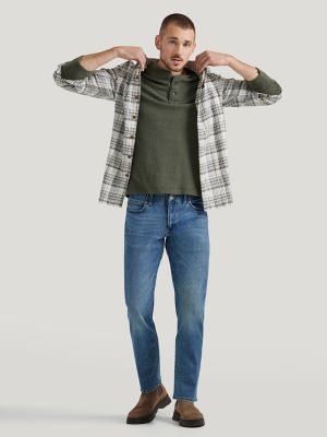 Men's Extreme Motion MVP Straight Fit Tapered Jean in Brady main view
